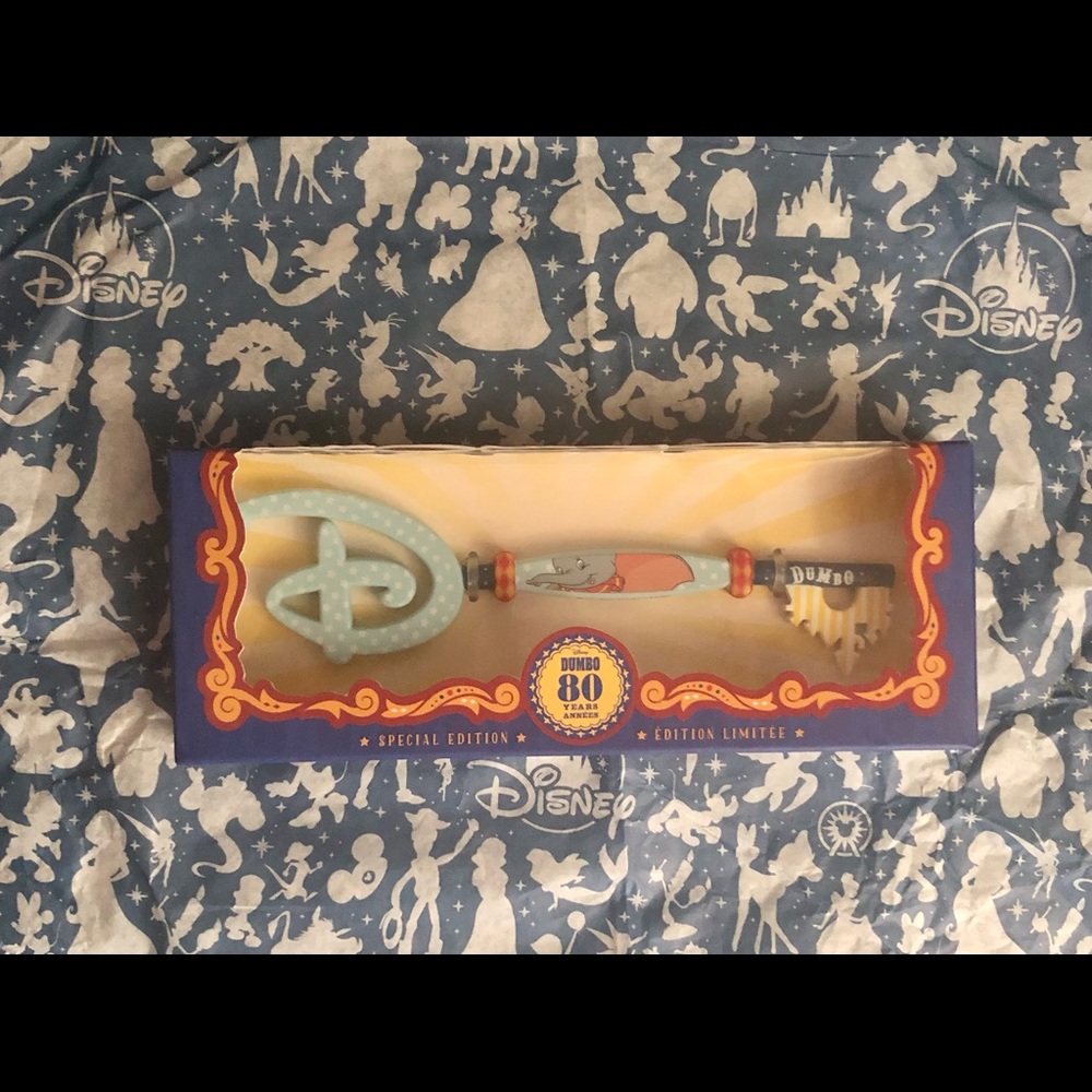 Disney’s Dumbo 80th Anniversary Collectible Key (Special Edition)